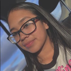 Meet your Posher, Sofia